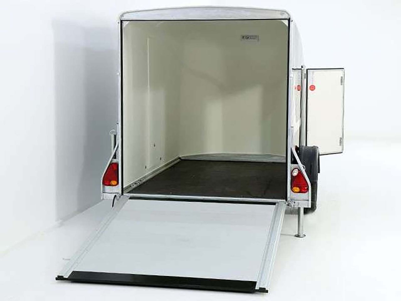 Debon Kofferanhänger Cargo 1300 Vollpoly 150x290cm H:160cm, Tür, schwarz-Neu – Bild 4