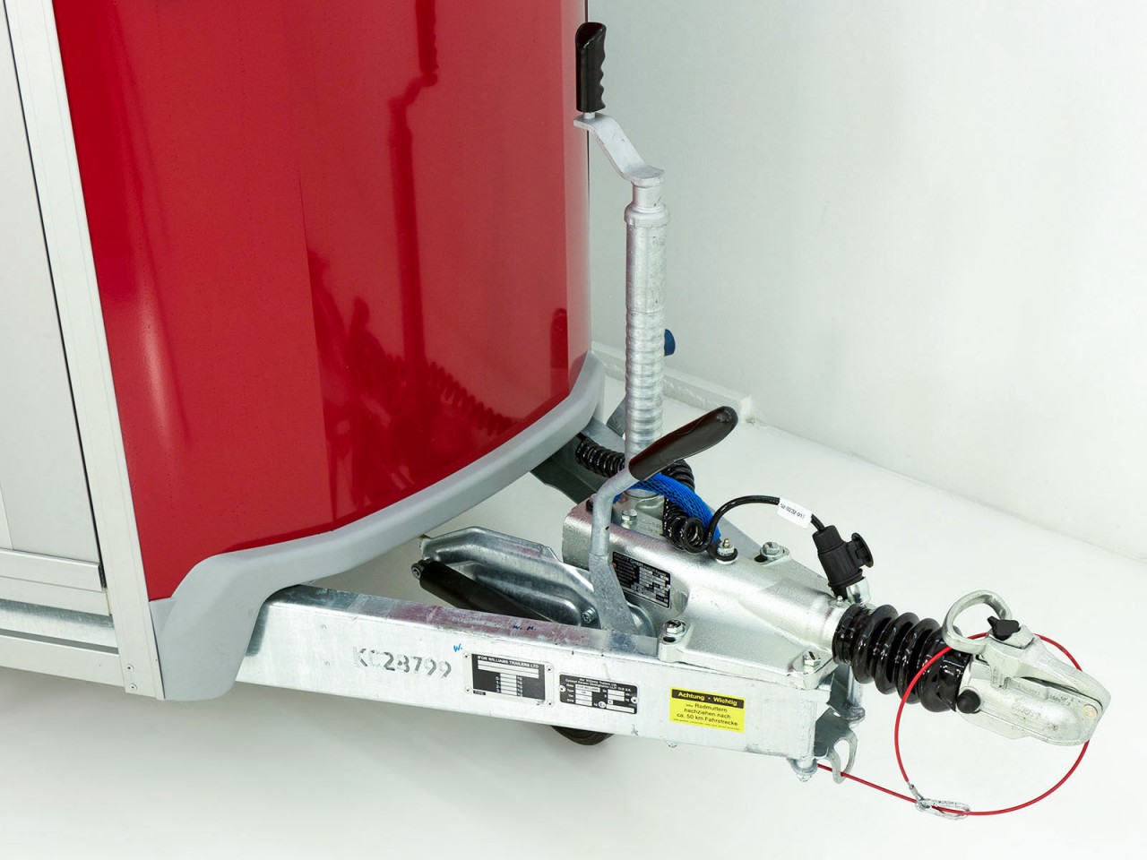 Ifor Williams Pferdeanhänger HBX 511-Sattelkammer-neues Modell-rot-Neu – Bild 8