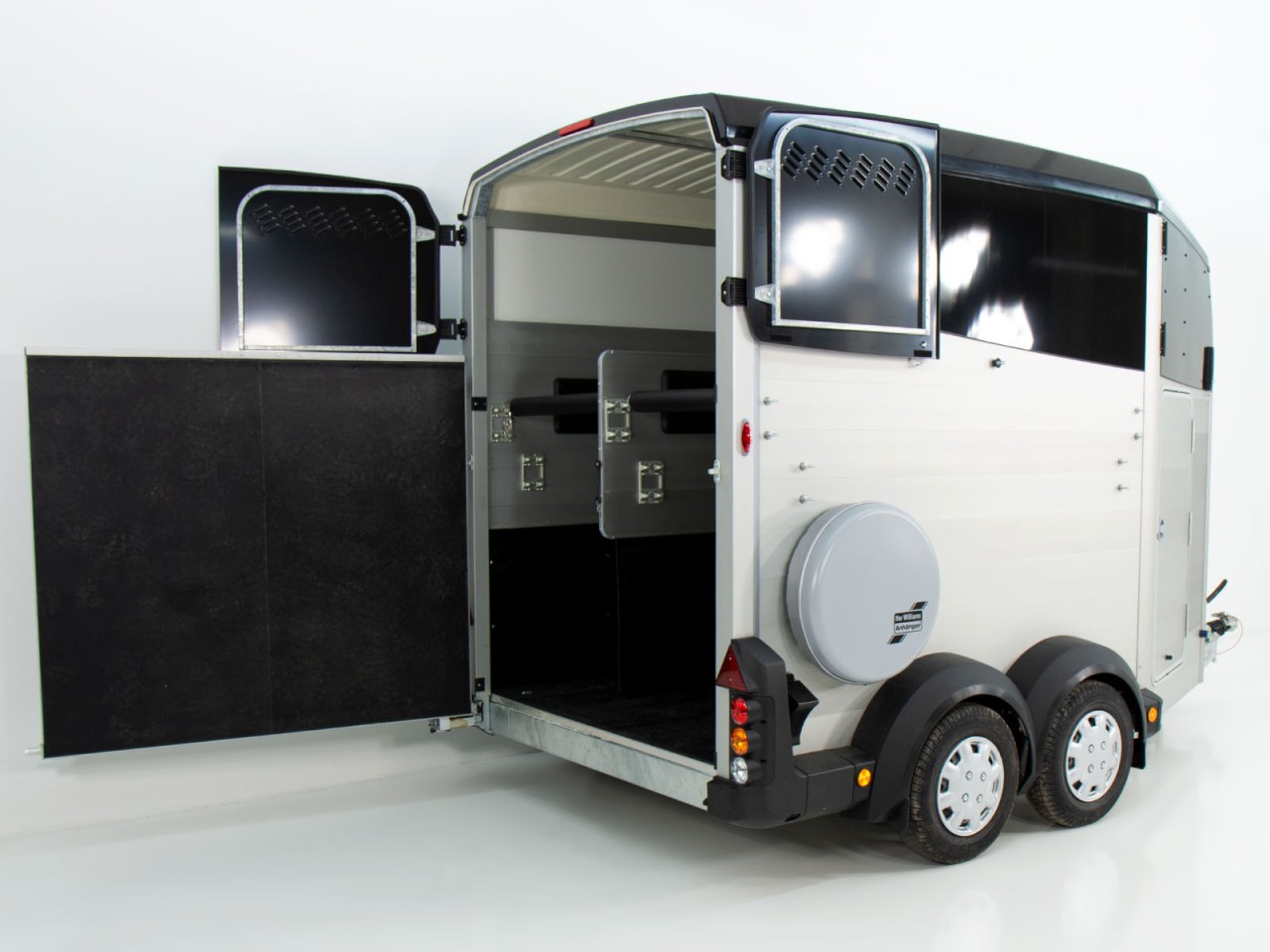 Ifor Williams Pferdeanhänger HBX 506-Sattelkammer-neues Modell-Neu – Bild 6