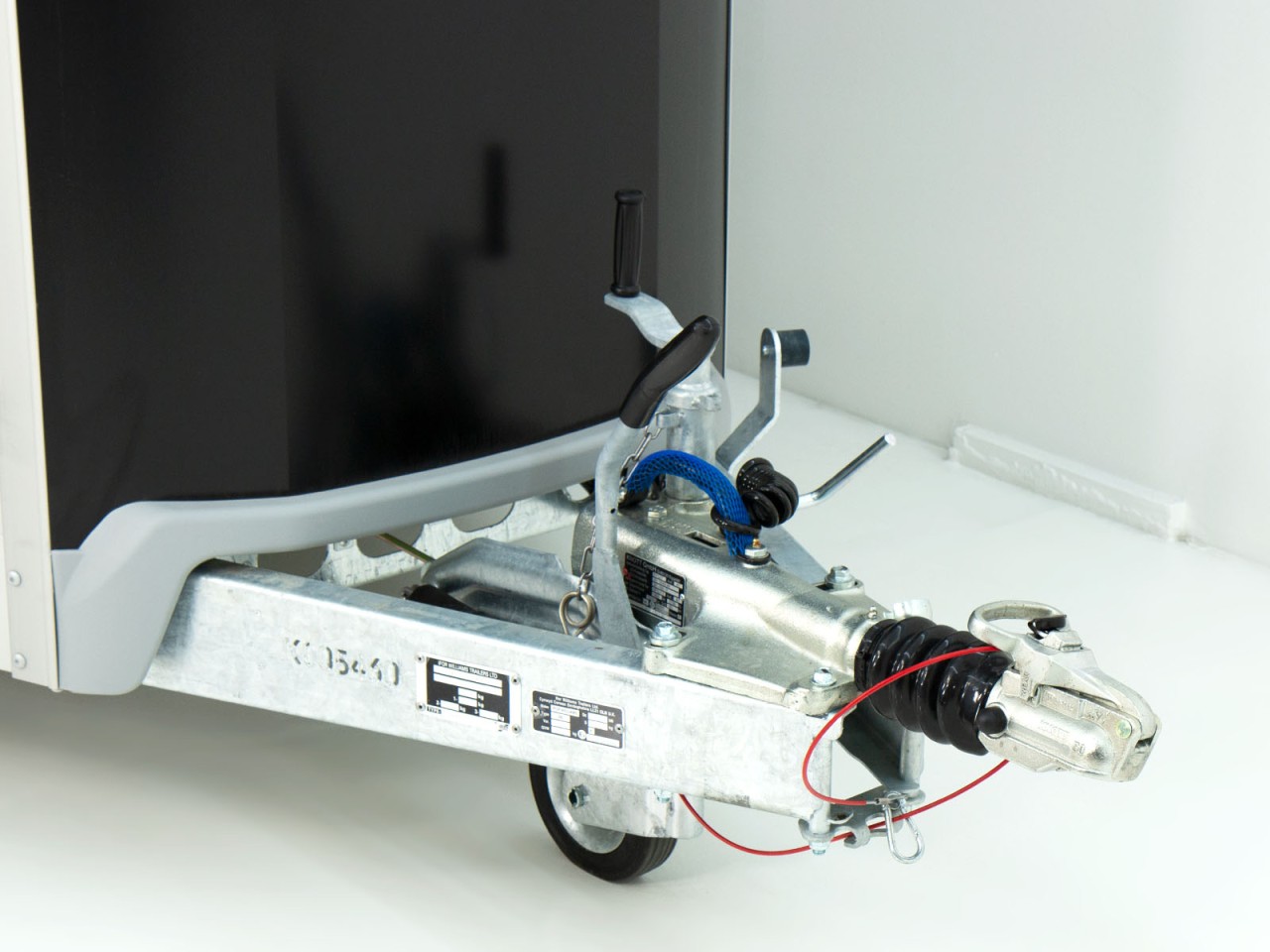 Ifor Williams Pferdeanhänger HBX 506-Sattelkammer-neues Modell-Neu – Bild 9