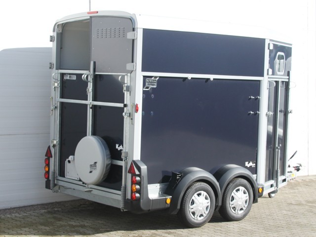 Ifor Williams Pferdeanhänger HB511-Heckklappen-Türkombination-schwarz-Neu – Bild 10