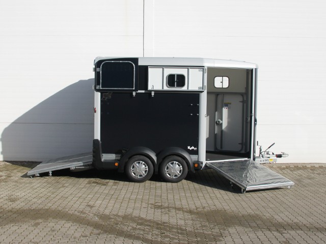 Ifor Williams Pferdeanhänger HB511-Heckklappen-Türkombination-schwarz-Neu – Bild 2